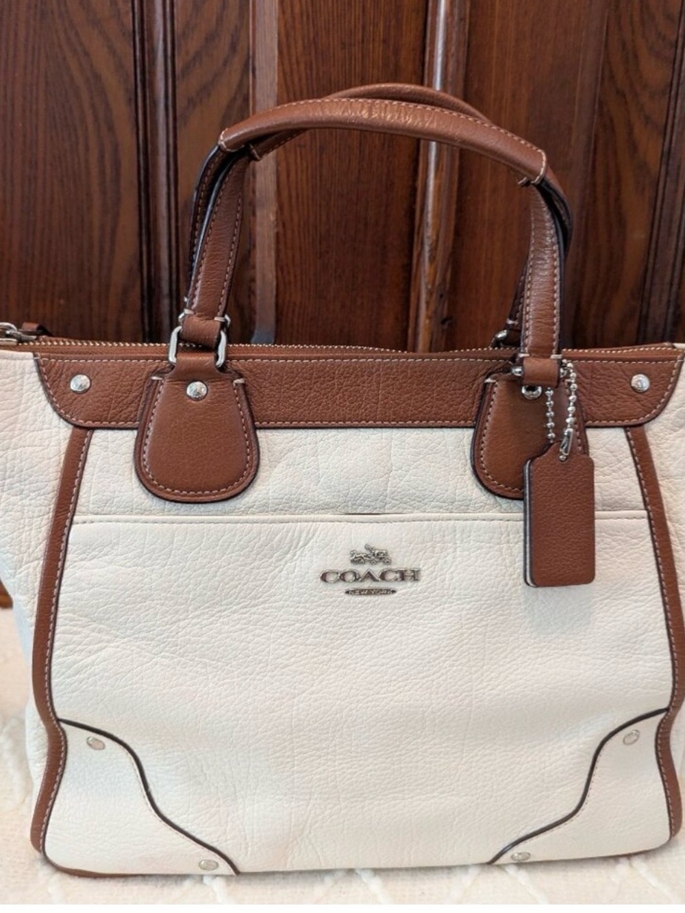 Coach Mickie satchel spectator pebbled leather F37678 silver chalk saddle